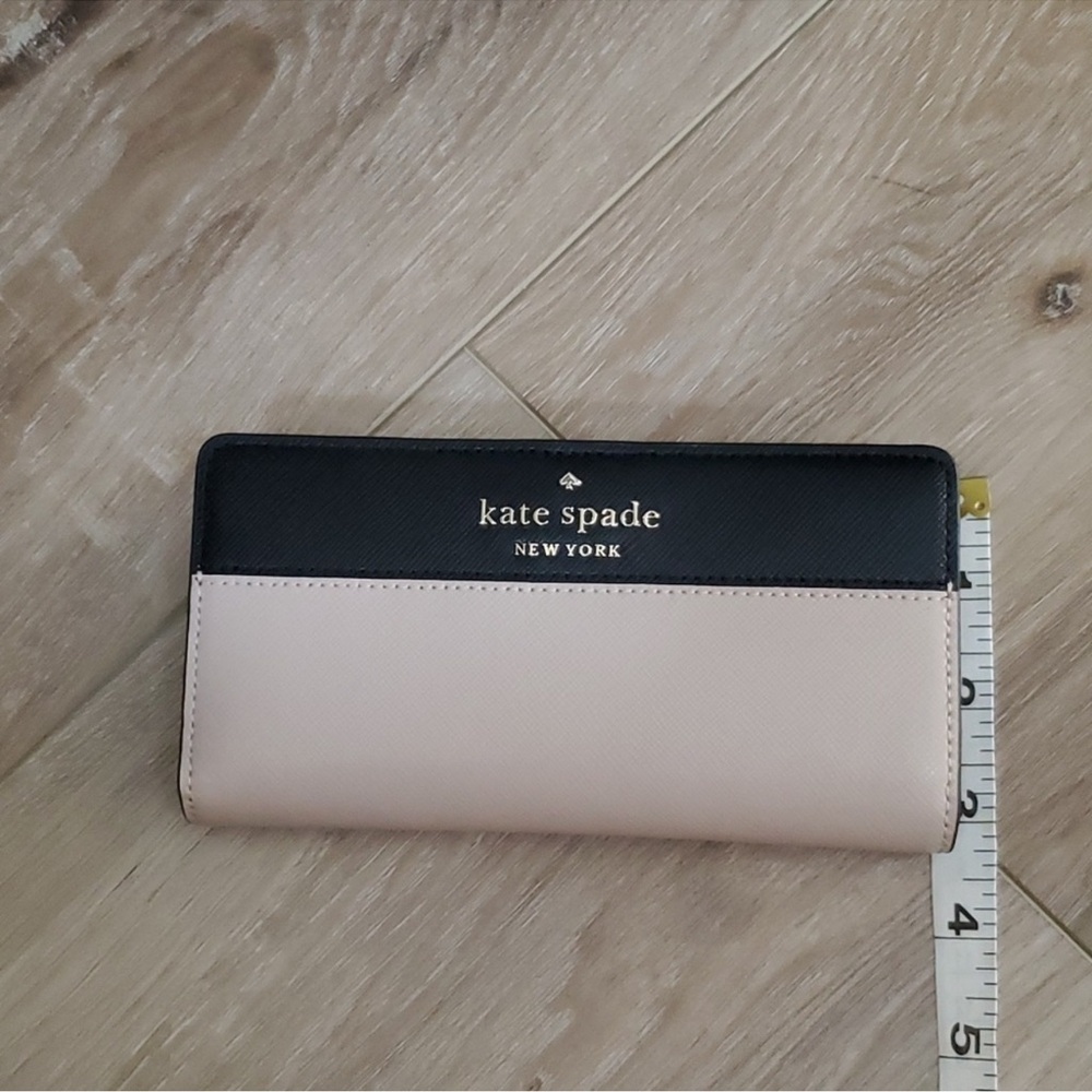 Kate Spade Black and Cream Leather Wallet
